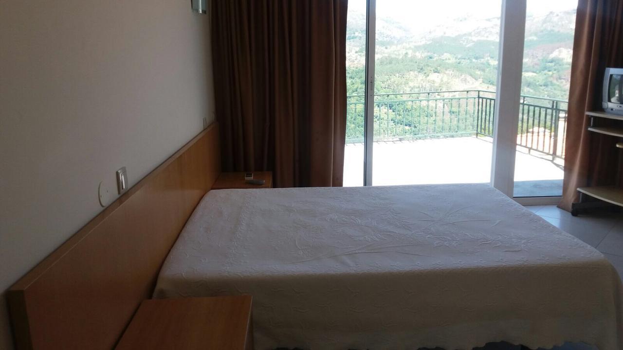 Refugio Do Geres Panzió Alamela Kültér fotó